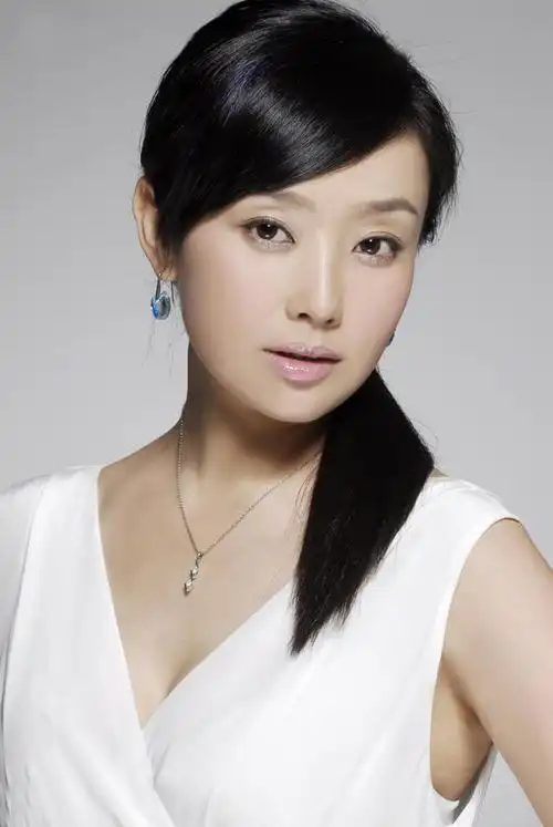 王子瑜影视美女明星