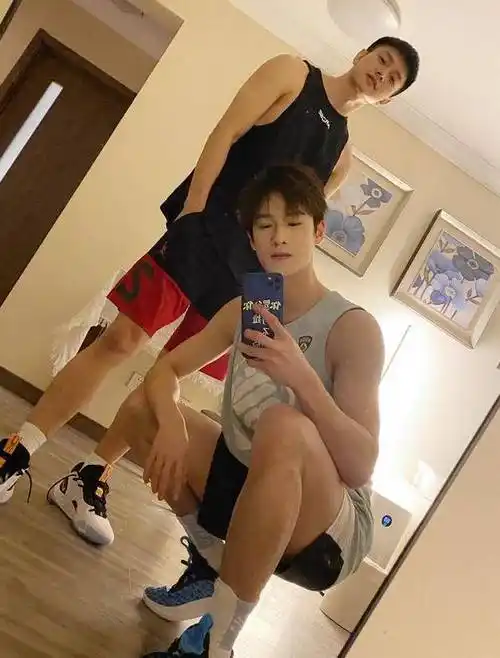 李昀锐_林之校_篮球