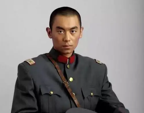 汤唯演皇后显脸胖,朱亚文变厂男,《大明风华》口碑两极分化!