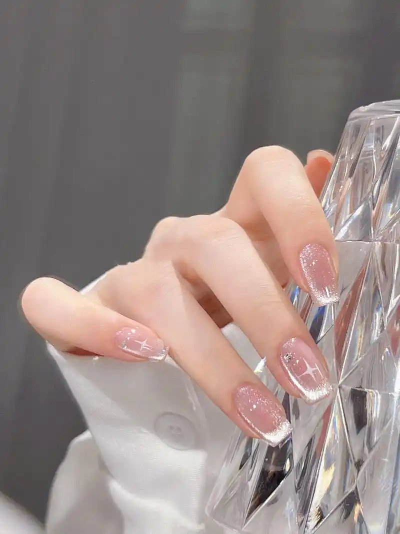 超有氛围感的纯欲温柔猫眼美甲|气质显白