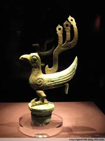 展览让我印象最深的,就是那只青铜神鸟和太阳神鸟