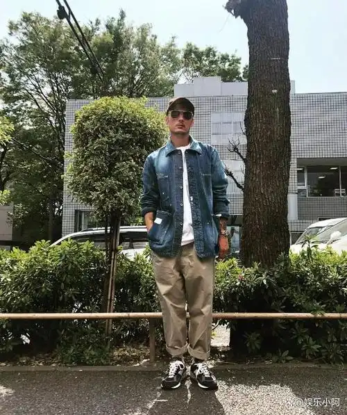 男明星还在追求冷白皮来看这8位男星黑皮肤照样被惊艳到