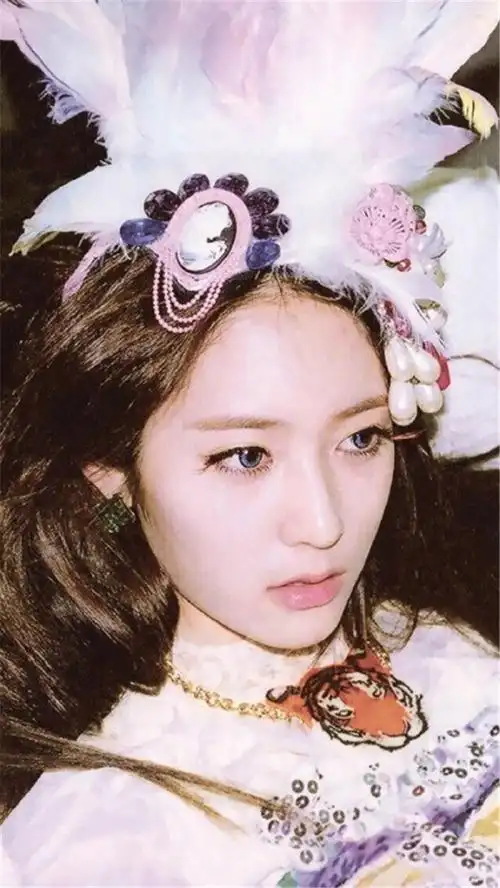 韩国演唱组合f(x)成员女星郑秀晶krystal高清手机壁纸下载