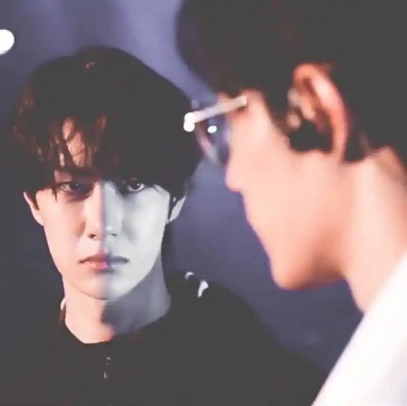 王一博肖战眼神里感情我们看的见#向全世界安利肖战 #向全世界 - 抖音