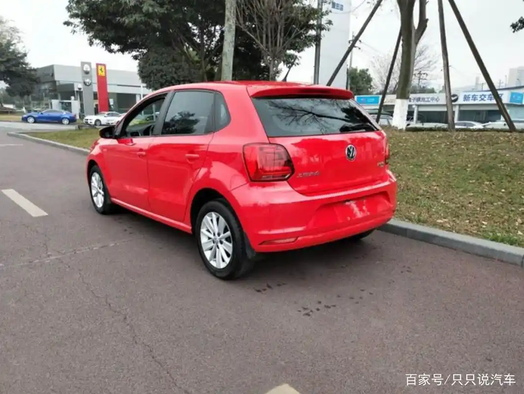 适合女生开的3款车,优雅大气又体面,体型小巧不笨重