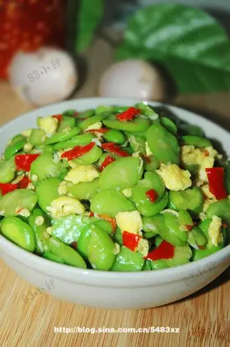 剁椒蚕豆米炒鸡蛋-家常菜-菜谱