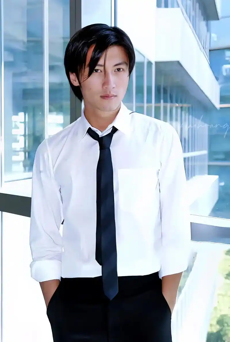 帅就完事了.#热门 #谢霆锋 #抖音小助手 #上热门 #帅就 - 抖音