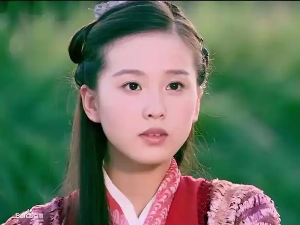 六版《射雕英雄传》穆念慈pk,杨盼盼最经典,蒋勤勤最漂亮