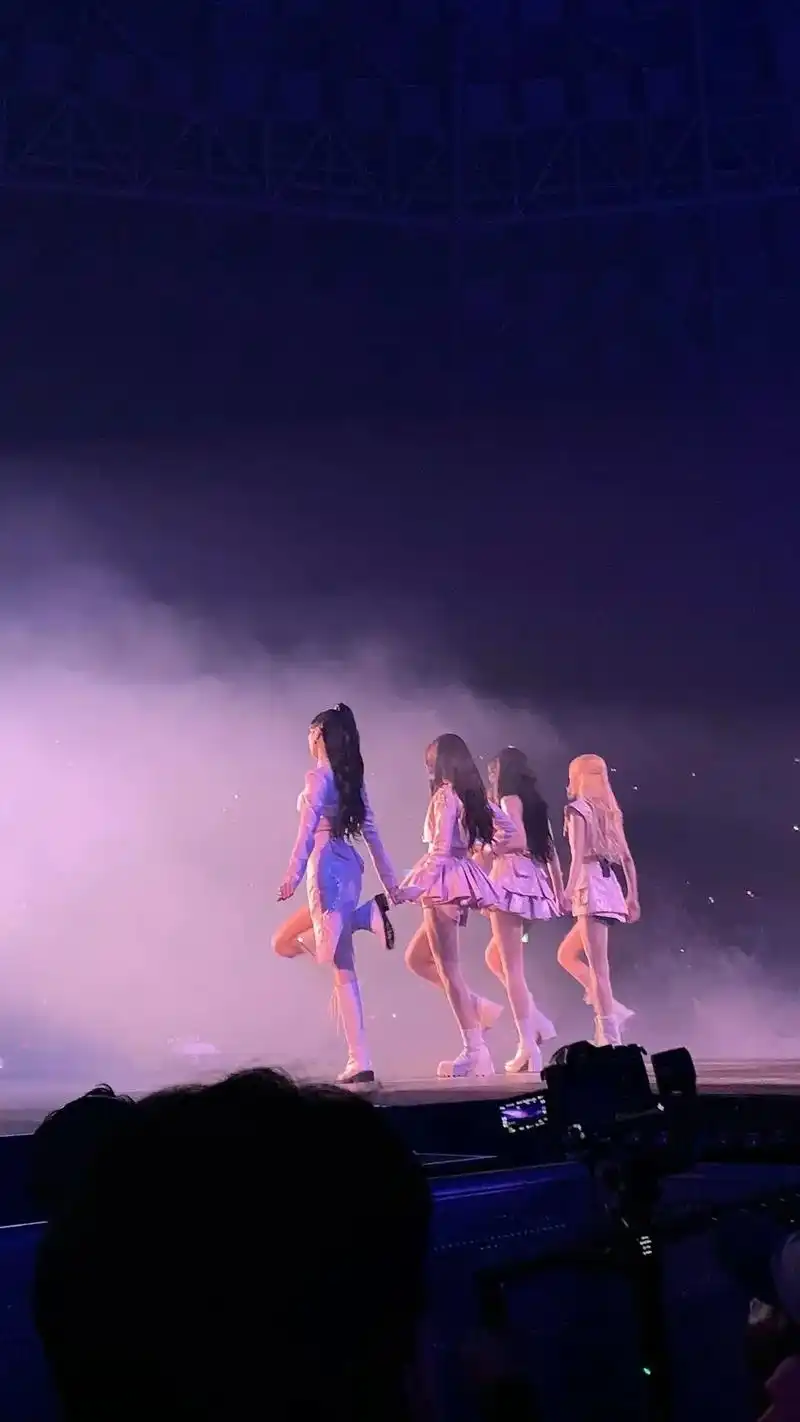 女团舞台背景图 - 抖音