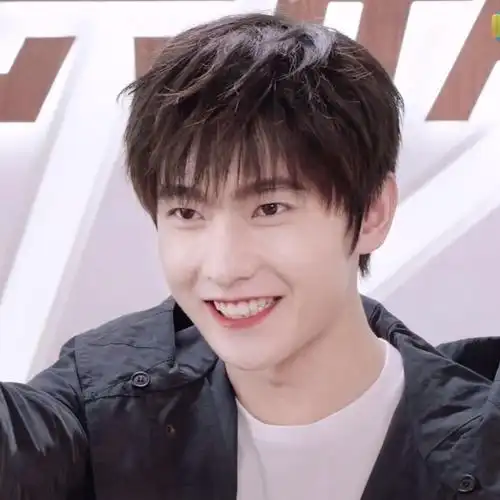 杨洋爱豆男头.爱豆头像