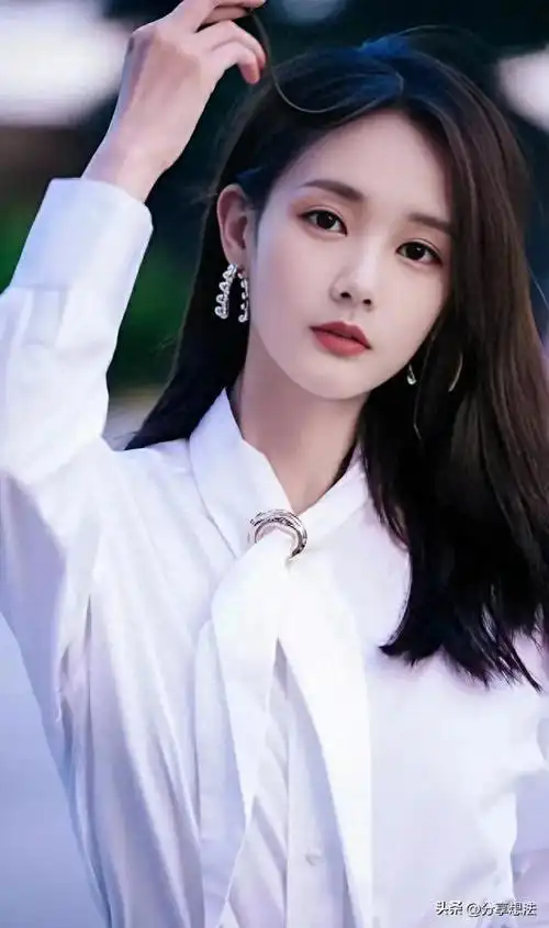 李一桐明星壁纸33