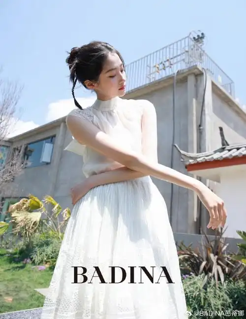 夏##连衣裙世家##寻迹东方至扇##关晓彤白色蕾丝连衣裙##关晓彤同款