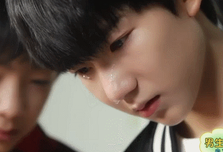 王源gif百变gif变脸gif萌源gif严肃gif货源gifyounggif吃醋gif捣蛋gif