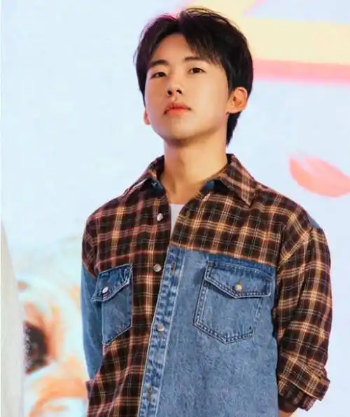 郭麒麟自曝最重时196斤,自卑不敢表白,今多位女星对其有好感_减肥