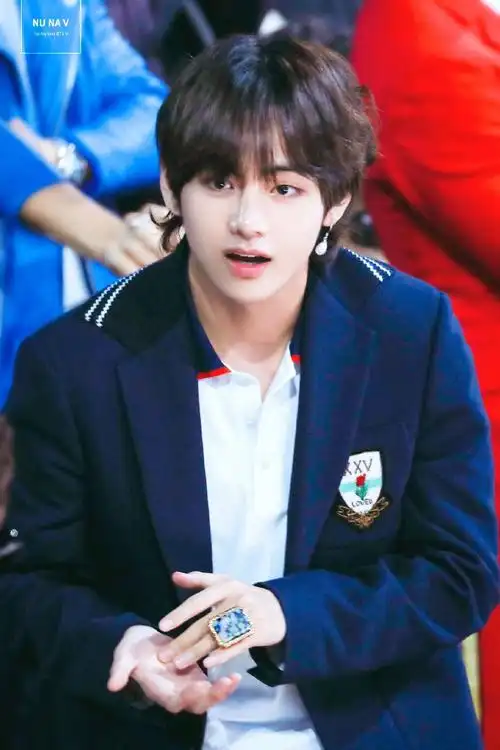 金泰亨##金泰亨 1230生日快乐