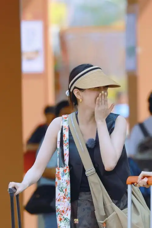 江疏影超话94#花儿与少年#    76 青春没有售价  76 西双版纳