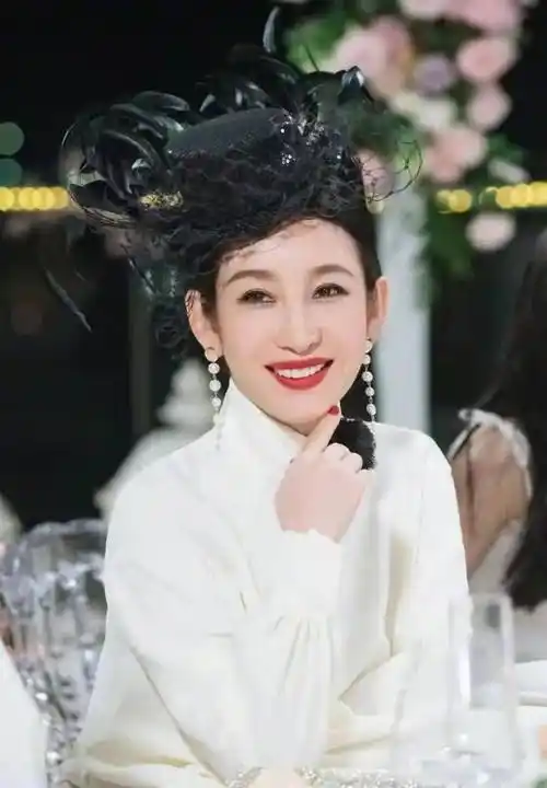 秦海璐:有喜期间替未婚夫撑起一个家,待丧夫丧子的婆婆如亲妈_时候