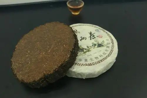 安化黑茶黑茶华莱健千两茶华莱健千两饼千两茶千两饼