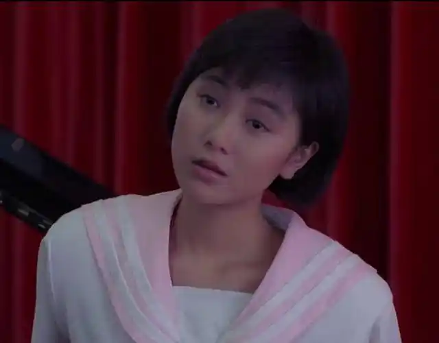 "蓝凤凰"袁洁莹:最美古装女侠,曾示爱王杰被婉拒,至今单身_香港_时候