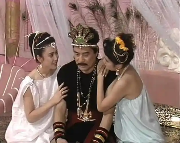 纣王,《封神榜》90版90版《封神榜》剧照曝光,时尚前卫令人汗颜