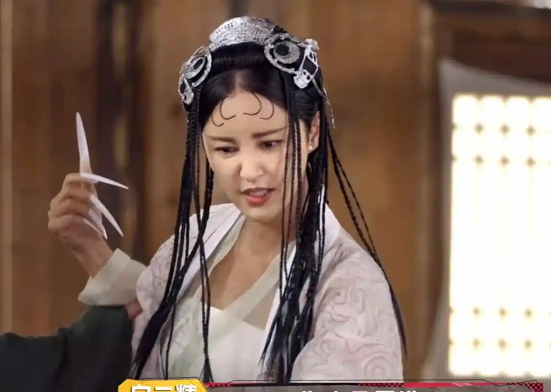 原创张歆艺颜值回春像换头所有光鲜的背后都是苦行僧般的自律