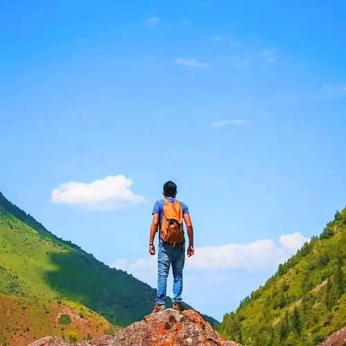 阳光正能量头像男 高清好看的阳光向上正能量男生头像图片_励志头像