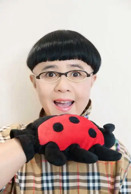 央视主播刘纯燕:为观众27年不换发型,最怕看丈夫播《新闻联播》