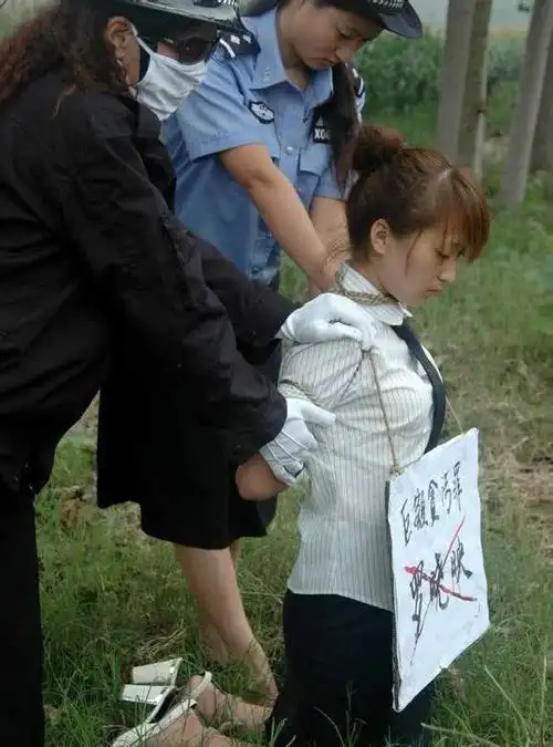 枪决死刑犯时被子弹打中会有疼痛感吗还是直接就失去了知觉