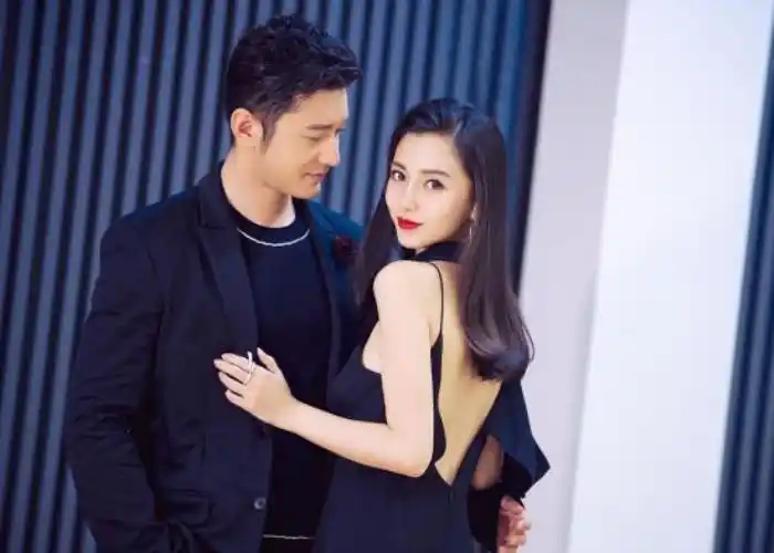 杨颖和陈伟霆在一起几年杨颖与陈伟霆的恋情