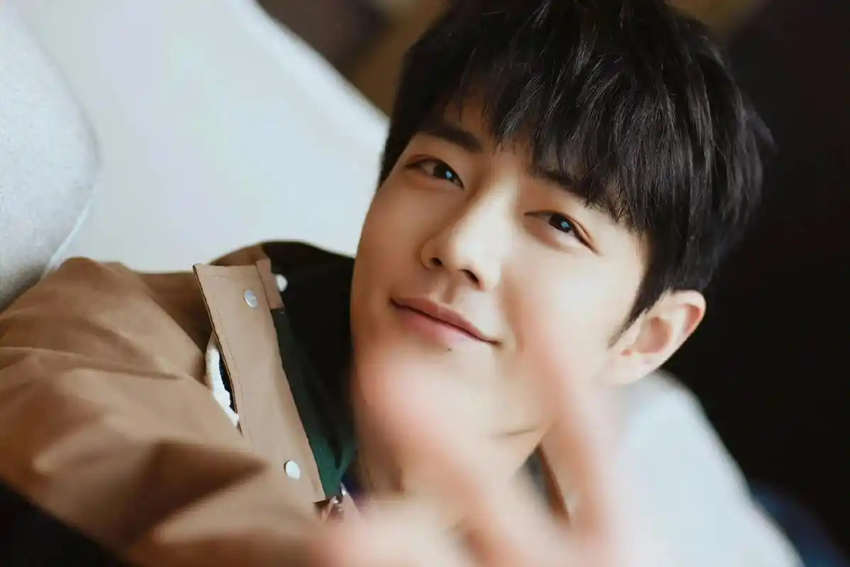 跨界破界闯世界,米兰之行顺顺利利#肖战米兰时装周 #肖战顺顺 - 抖音