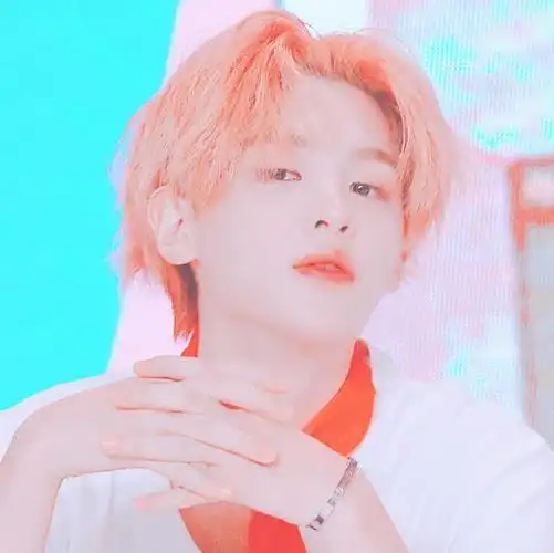 男爱豆头像justin黄明昊头像滤镜是我调的