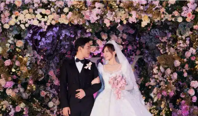 今天真是个神仙日子李荣浩和杨丞琳结婚唐嫣怀孕狗粮吃饱了