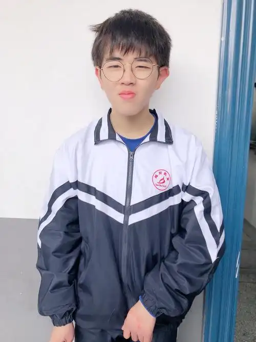 其它 超前学校,七年级二班每周照片大合集 写美篇穿上崭新的校服,换上