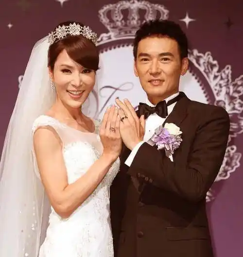 古装第一美男焦恩俊两段婚姻都不好如今55岁已白头白胡子