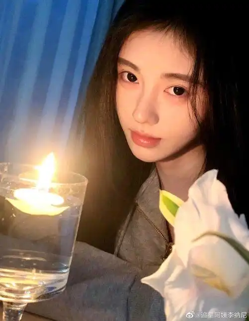 鞠婧祎烛光侧颜96一起来感受一下小鞠的美颜暴击__财经头条