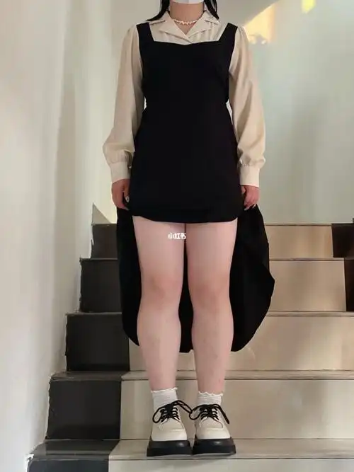 155120斤学生穿搭超适合微胖女孩的显瘦裙