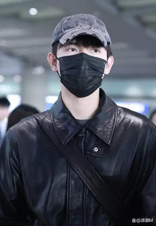 文学评论家颉英对陈飞宇在电影《志愿军:雄兵出击》中饰演的角色给予