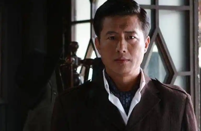 江珊小15岁现任老公首曝光,比前任靳东演技好,江珊女儿也认可_高曙光