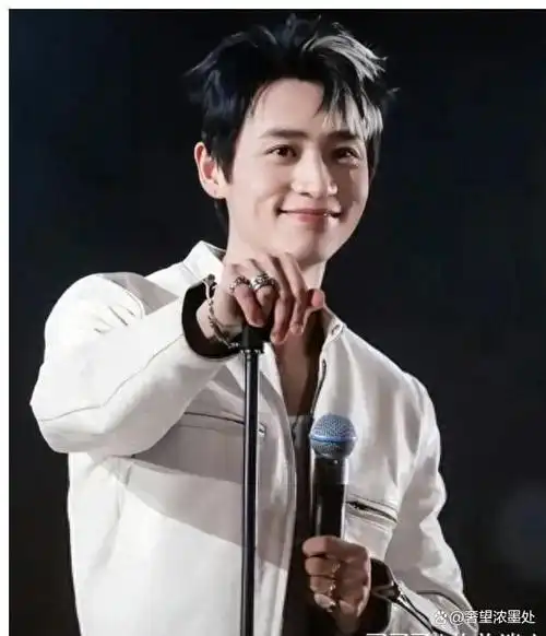 不老传奇魏晨清爽颜值演技出众内娱圈亮色