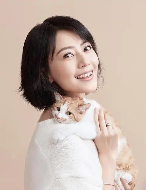 娱乐圈8位一眼万年的短发女明星,秦岚刘亦菲,个个美出新高度!