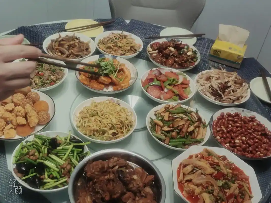 有一种交情,叫"来我家吃饭" 请客的人想给出最好的款待 愿意 - 抖音