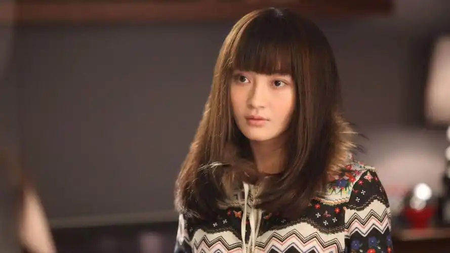 41岁马伊琍近照美的脱胎换骨颜值气质俱佳网友姚笛惨败