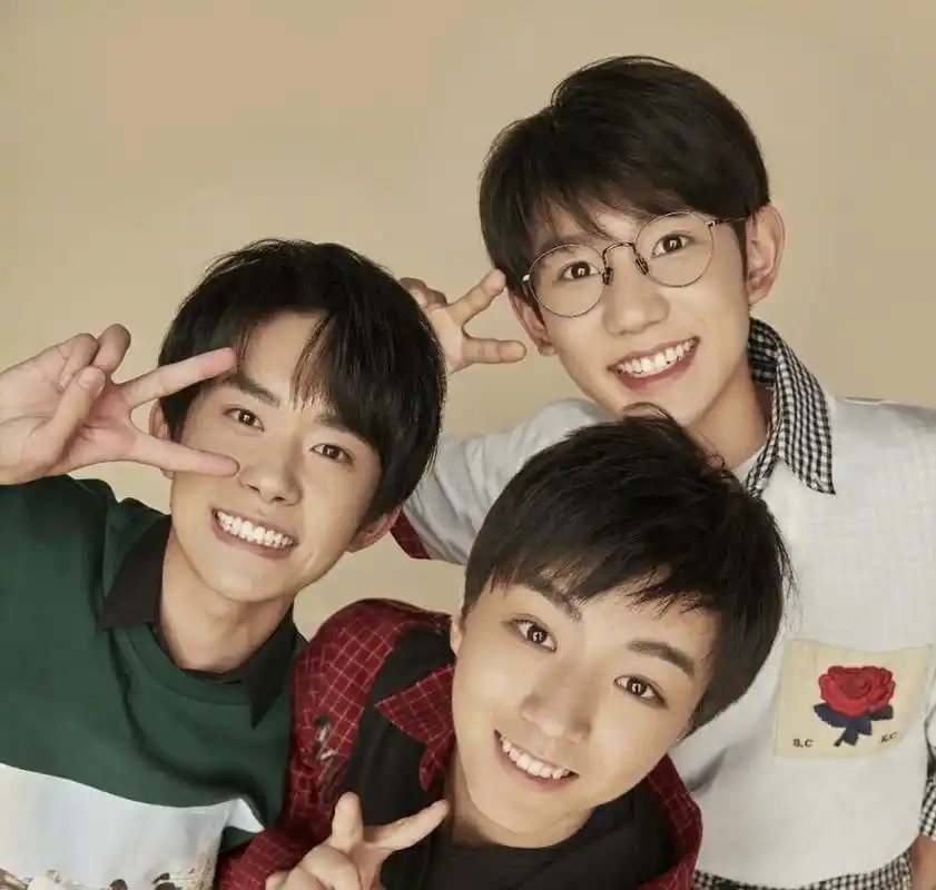 时代少年团不参与tfboys十周年演唱会,二代粉丝有什么好委屈的,演唱会