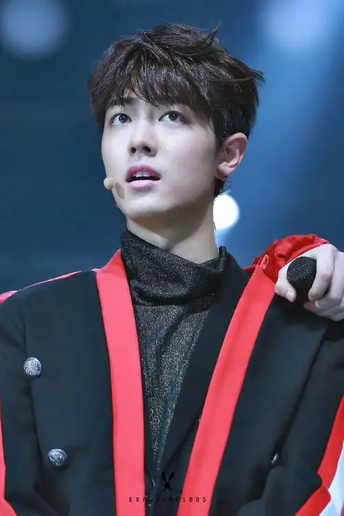 撩人,比赛完后秒变甜宝#肖战的那年今日#20160206燃少总决赛《我管你