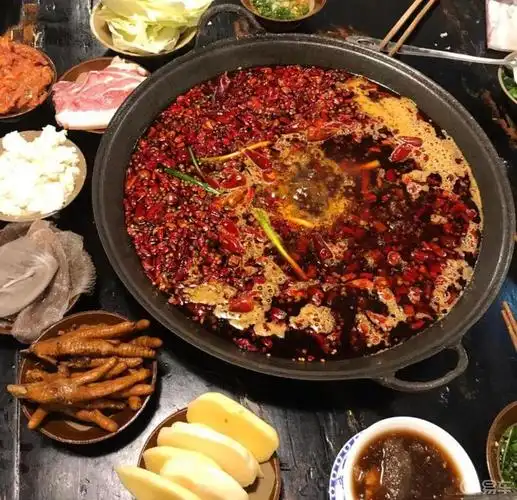 火锅真的是百吃不厌的东西!感觉可以天天吃,顿顿吃