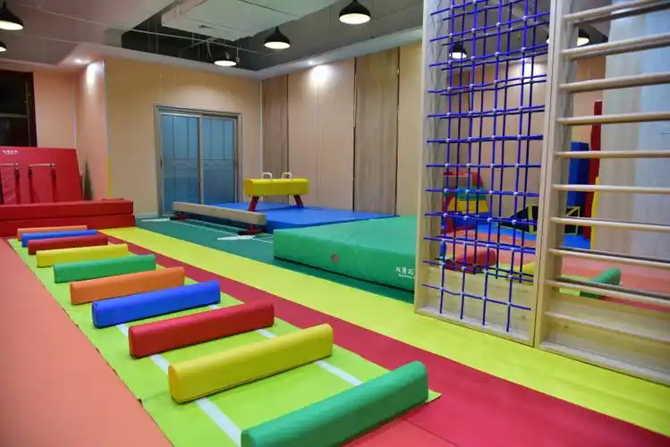 花季传媒下载安装_花季传媒app免费下载_一天免费看三