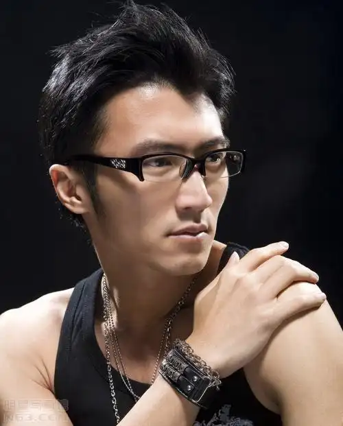 谢霆锋写真图片-自制480x640壁纸.大图-明星写真馆n63.com