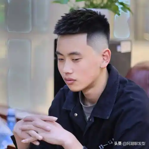 还在纠结今夏剪什么类型的短发?