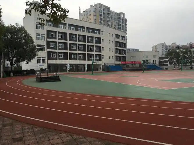 秭归县实验中学