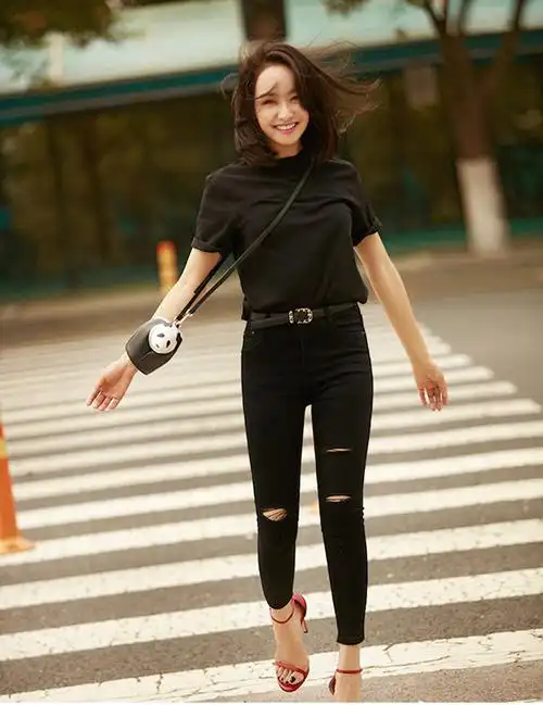 一时间吸引到蔡依林,刘亦菲,宋茜,奚梦瑶,江疏影,江一燕超多明星喜爱